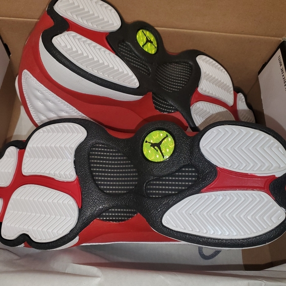 Jordan 13 cherry - Picture 2 of 4